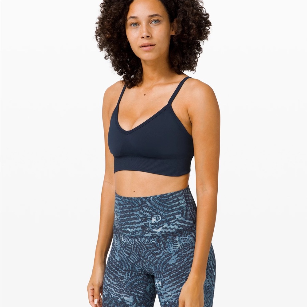 Lululemon Ebb to Street Bra *Light Support True Navy Sz 6